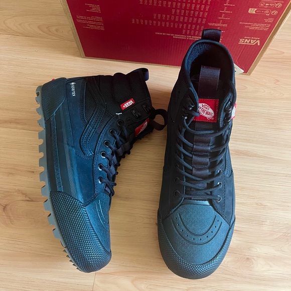 Vans SK8-HI GORE-TEX MTE-3 'BLACKOUT' Women 9.0 US Mens 7.5 US - Picture 8 of 13